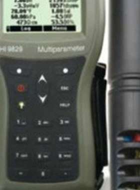 便携式多参数7项 水质分析测定仪HI98196