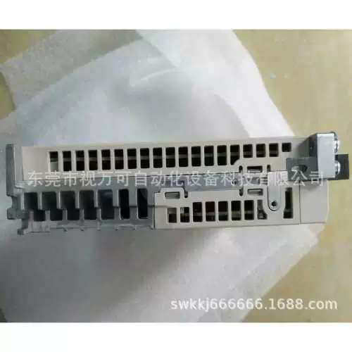 YASKAWA安川伺服驱动器 SGD7S-2R8A00A002