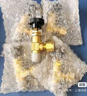 SWAGELOK黄铜角型针阀 B-4JNA11/4 in. MNPT x 1/4 in. 卡套