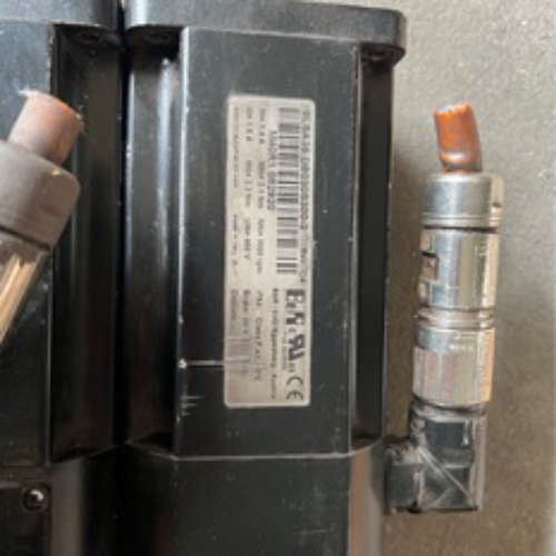 贝加莱伺服电机8LSA35.DB030S300-3 件