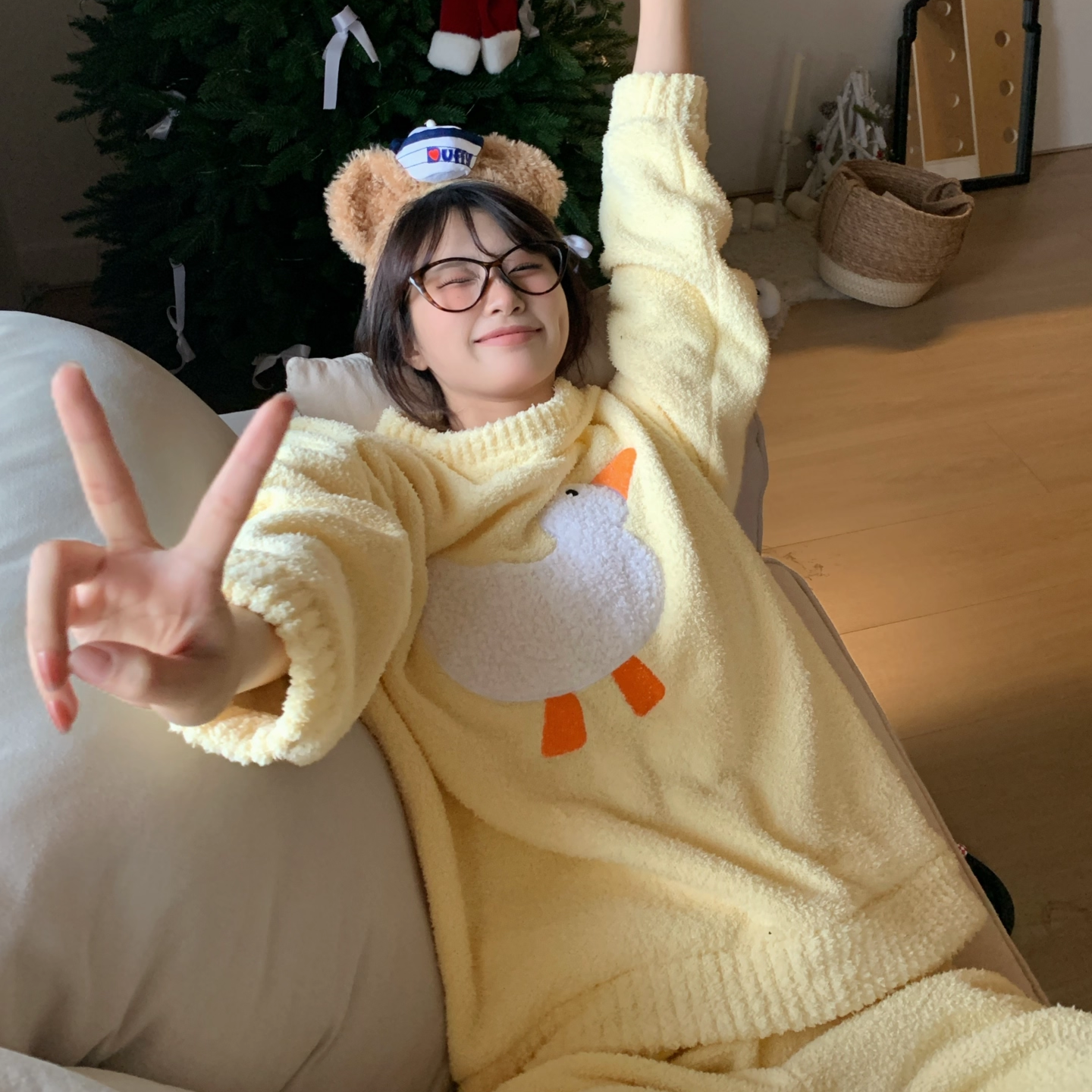 可爱鸭子秋冬季软绵绵睡衣女款加绒加厚保暖珊瑚绒休闲圆领家居服