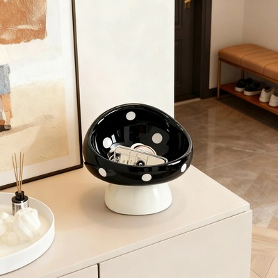 现代简约黑白蘑菇陶瓷钥匙收纳摆件入户门玄关桌面托盘高级感小众