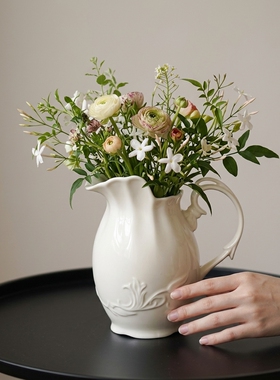 法式复古陶瓷雕花花瓶水壶摆件