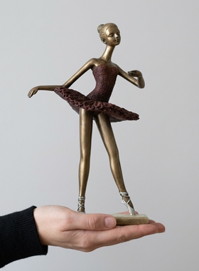 金色芭蕾舞者雕塑摆件家居装饰