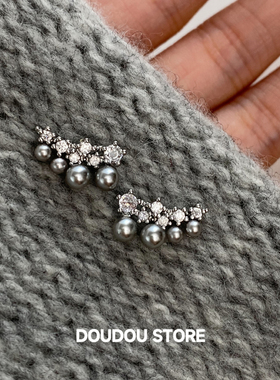 DOUDOUSTORE925银针弧度清冷灰珍珠锆石耳钉女温柔气质弧形耳环