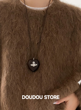 DOUDOUSTORE秋冬毛衣链高级感气质慵懒风百搭土星项链木质爱心女