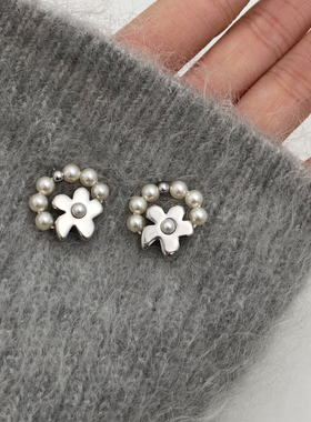 DOUDOU STORE 花环甜美超仙花朵珍珠耳钉原创设计感小众女