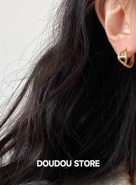 DOUDOUSTORE猪鼻扣经典耳环简约耳扣女时尚潮流金色气质个性百搭