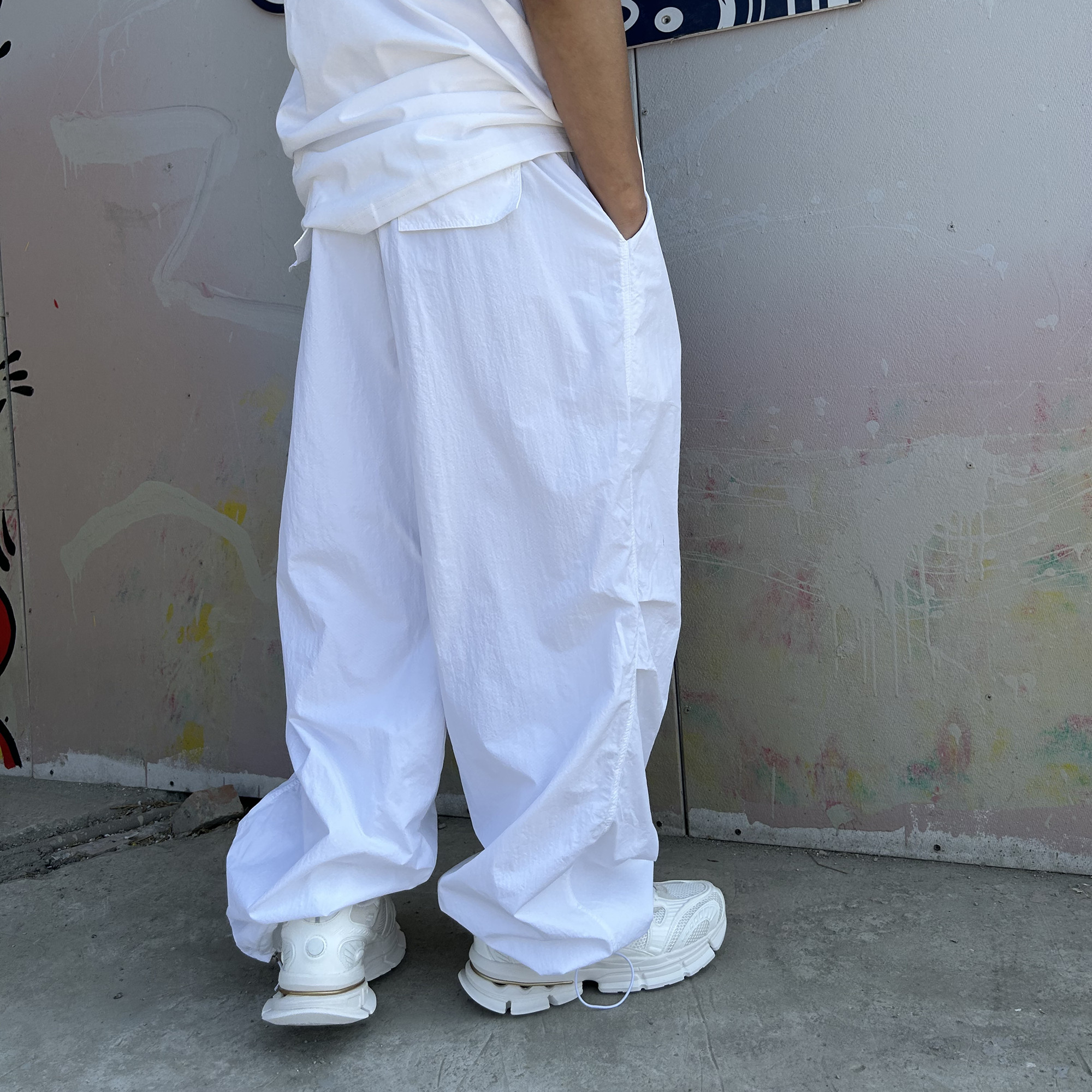 ��ɫɡ���㹤װ�������ļ��˶�������������bboy������ʽ���а�ɫ XL  121.44Ԫ