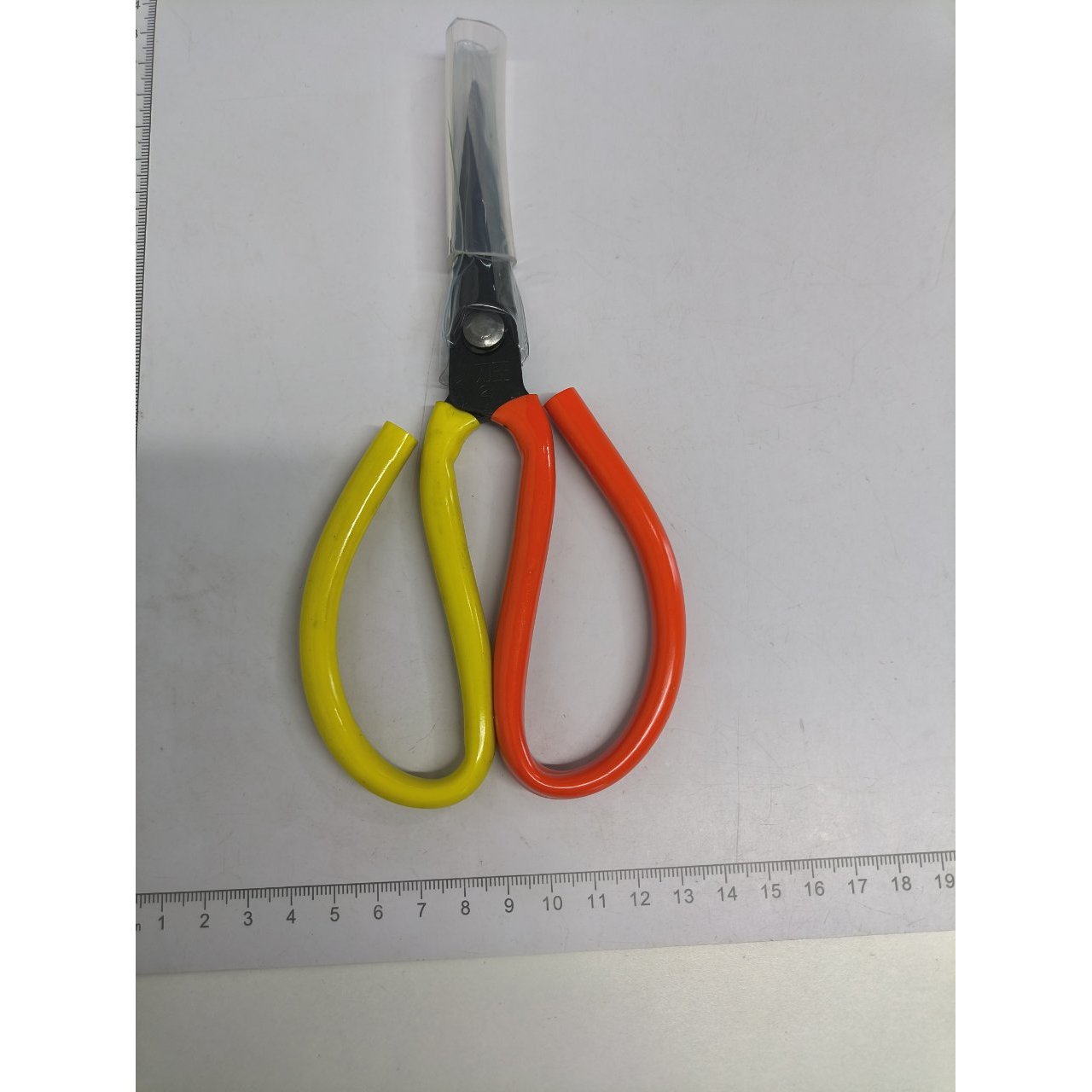 剪刀工业家用厨房手工剪子安全裁缝大号皮革剪小号尖头指甲线头剪