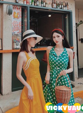 港风女神复古波点性感挂脖连衣裙