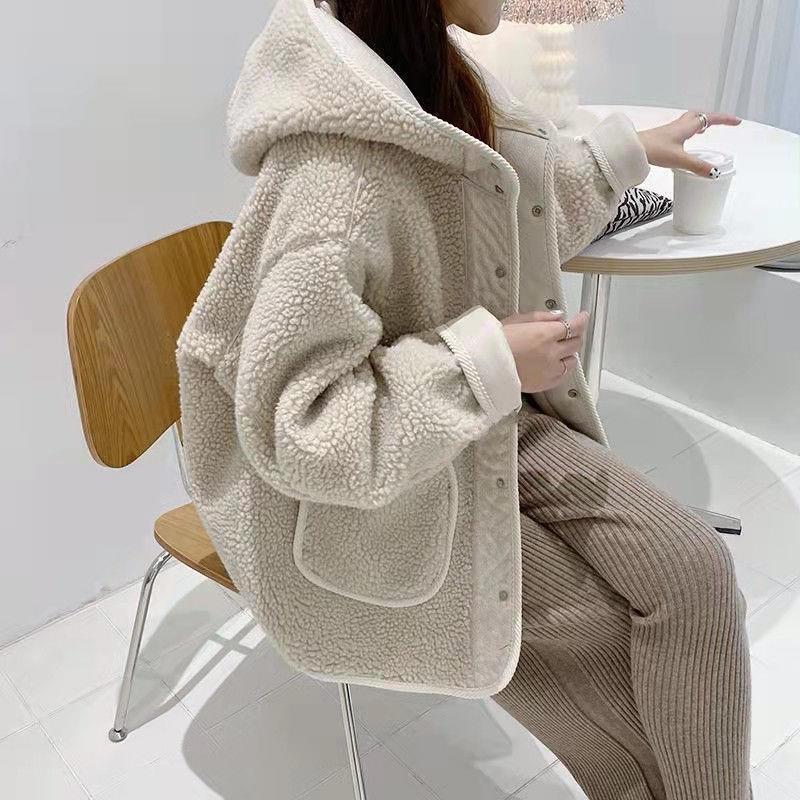 羊羔毛外套女2025年新款冬装韩版宽松韩版ins潮流加厚工装上衣女