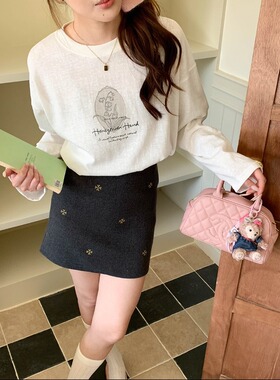 3th Morning 早春新款 韩系花朵字母印花圆领长袖T恤ZY3931