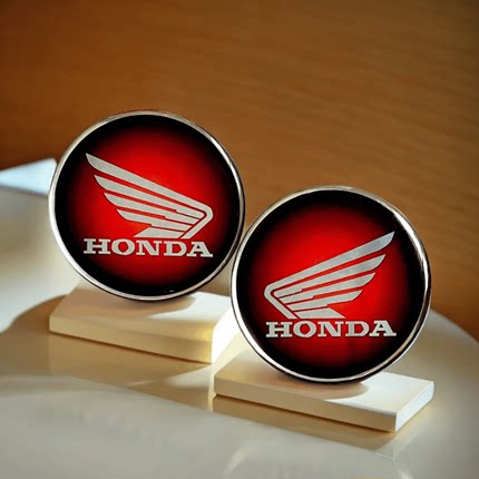 适用本田摩托车油箱改装金属车标镭射贴纸HONDA立体车贴机车贴花