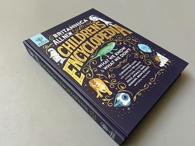英文精装children’s encyclopedia 大英百科一本