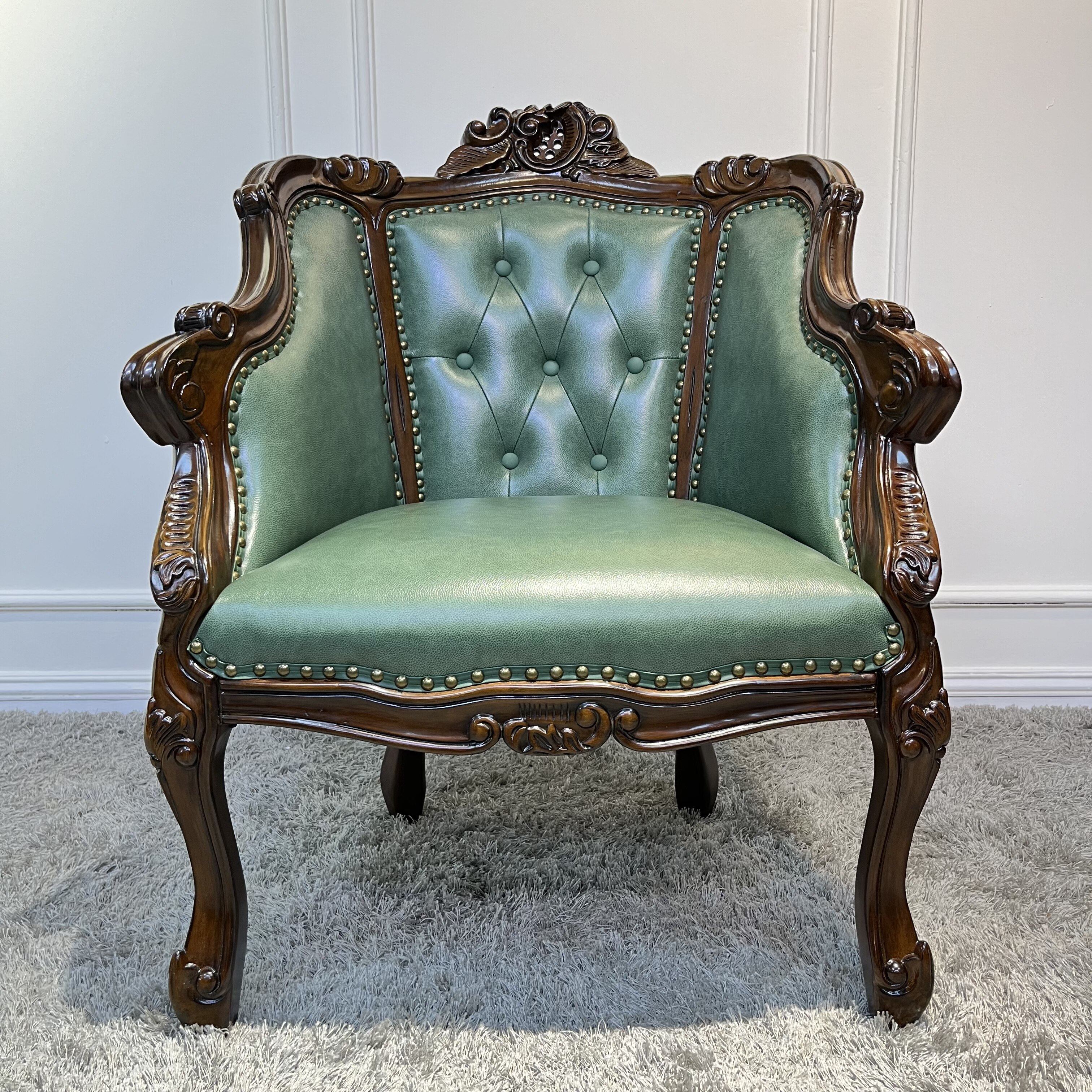 美式实木休闲椅真皮单人沙发椅复古卧室家具雕花洽谈椅客厅接待椅