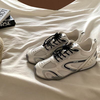 ins超火轻便透气运动休闲鞋