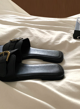 金屿鹿温柔时髦~高及感ins黑色带扣平底一字拖女网红复古度假拖鞋