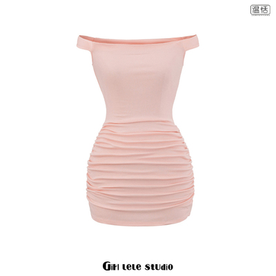 【包邮】辣妹风性感一字肩褶皱设计感修身包臀连衣裙女粉色短裙子