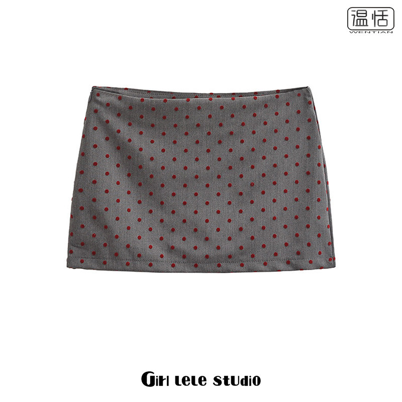 【包邮】辣妹复古波点半身裙早秋新款显瘦百搭A字防走光包臀短裙