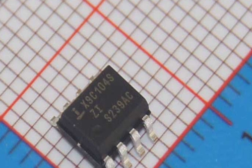 X9C104SIZT1 X9C104S SOP-8 数字电位器 原装