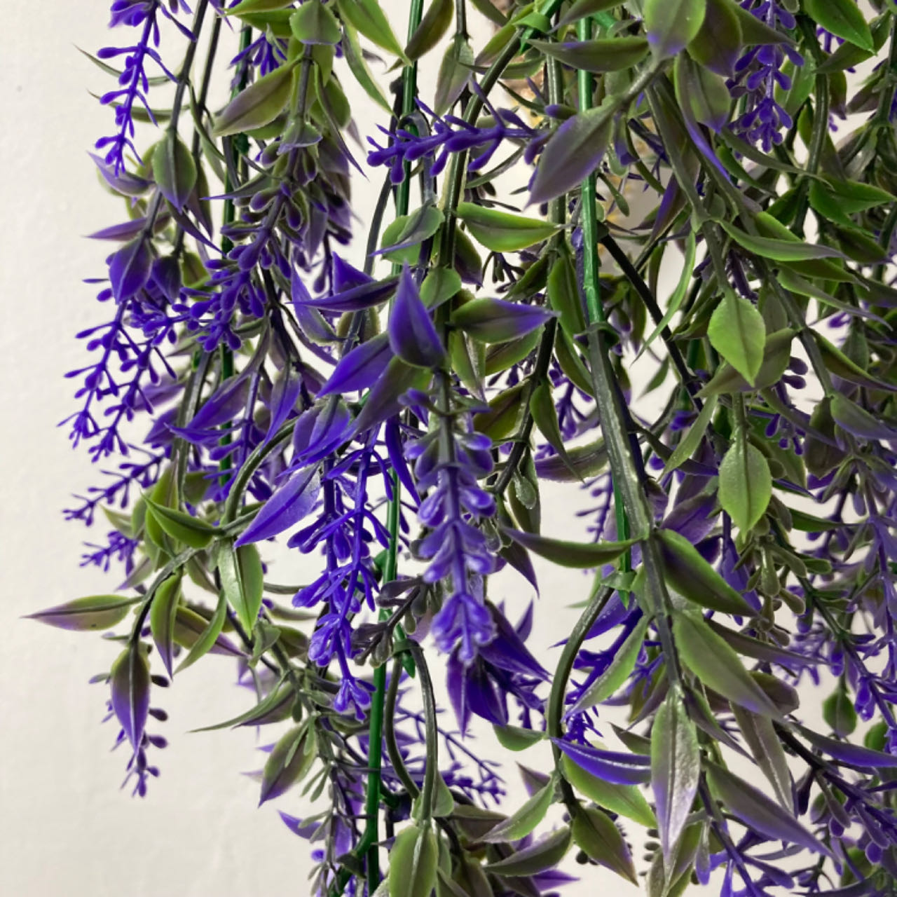 仿真薰衣草壁挂吊篮墙壁藤条仿真绿植藤蔓绿色植物装饰品仿真花