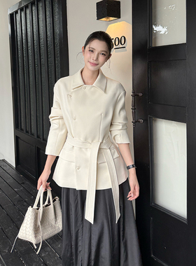 Vane韦恩秋季英伦风翻领系带西装外套女2025新款气质风衣中长款