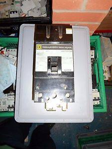 SKA3200 SQUARE D 200 AMP 36KA SKA3200 SERIES 2  I LINE 3 PHA