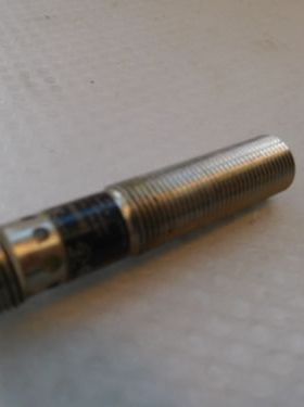 Wenglor IB040BM60VB3 Induktiv-Schalter IB04VB3 10-30V Dc 200