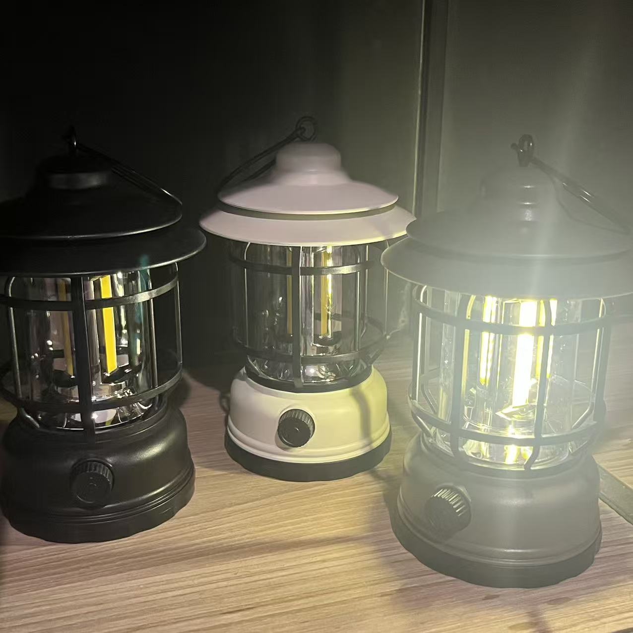 复古风露营灯 户外便携悬挂式营地灯 可调光应急照明帐篷灯