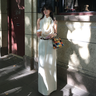 fortylions 挂脖露背针织裙荡领优雅长裙收腰直筒长裙立领花朵裙