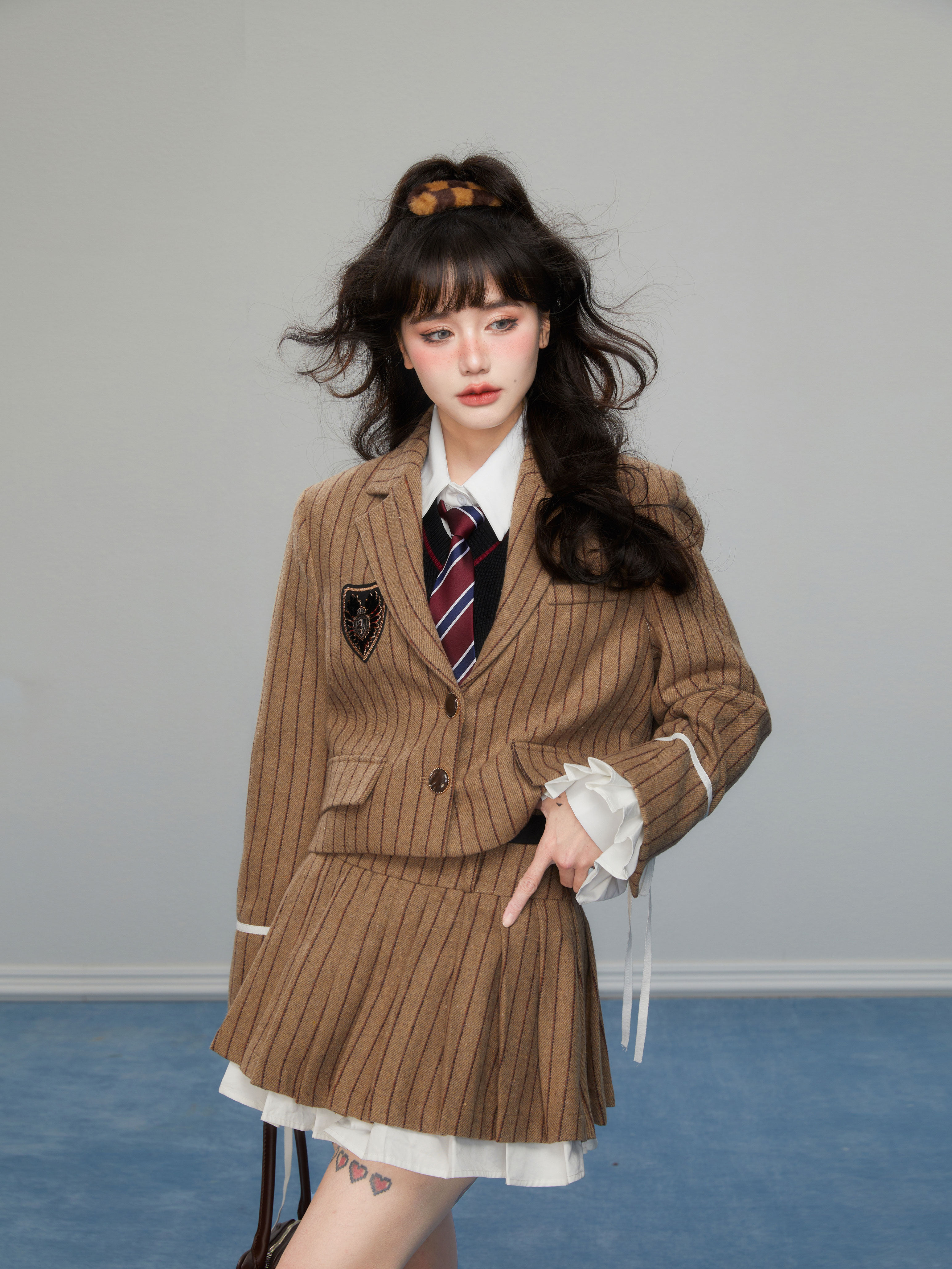 fortylions四十只狮 复古卡其色西装外套女百褶裙英伦学院风套装