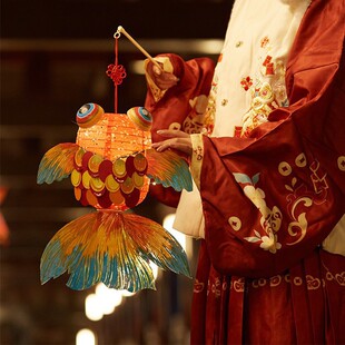 元宵节灯笼国潮金鱼灯手工diy材料包手提发光锦鲤花灯摆摊小商品