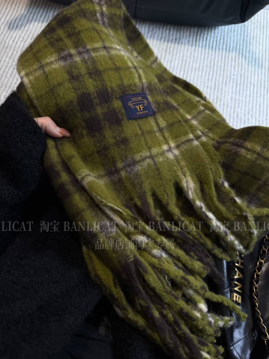 氛围感复古显白绿色格纹围巾女 秋冬流苏韩版保暖围脖加大披肩男