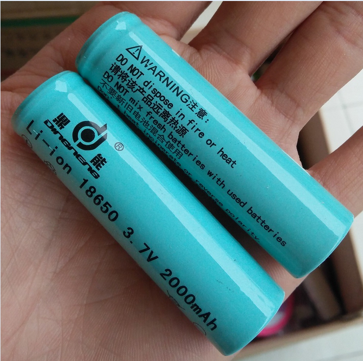 包邮鼎能18650锂电池4寸3001USB接口可充电电池3002USB充电池电器,3C数码配件,普通干电池,淘宝优惠券,粉丝福利购,淘宝优惠卷