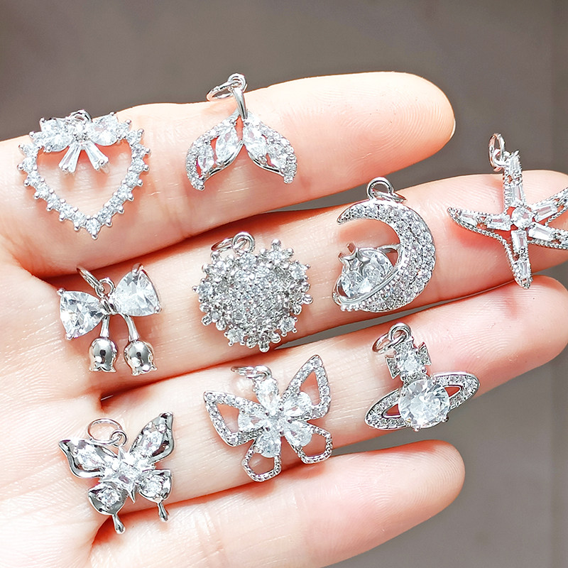 保色钯白K镶锆爱心蝴蝶鱼尾吊坠