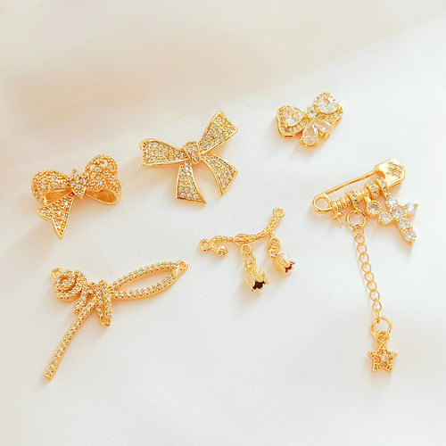 保色镶锆石蝴蝶结玫瑰花双吊