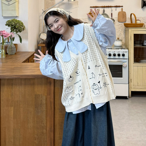 大码女装初秋娃娃领刺绣减龄套装