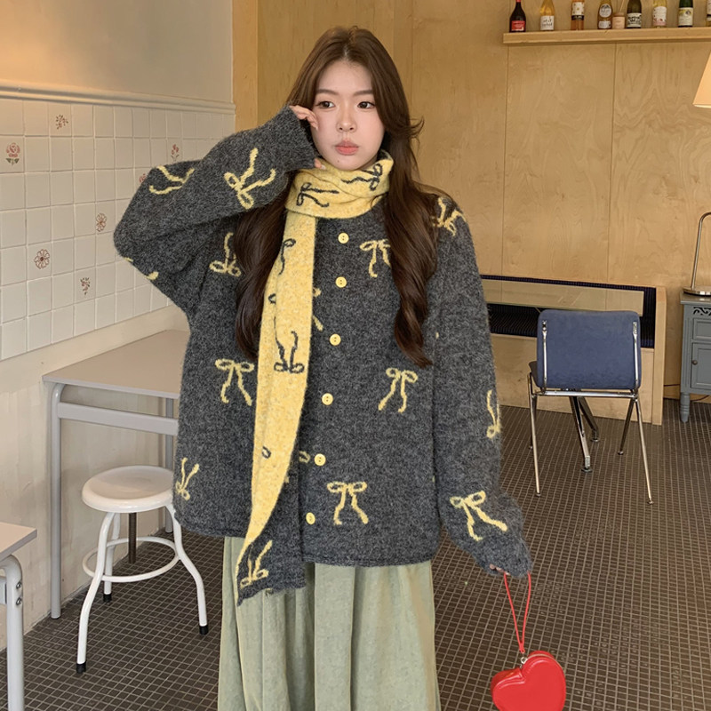 宽松遮肉显瘦减龄毛衣围巾两件套