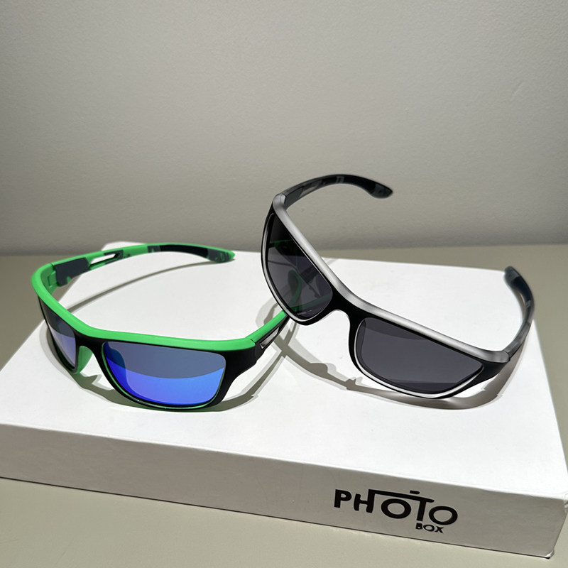 儿童偏光墨镜男女童时尚骑行眼镜男孩太阳镜中大童户外运动护目镜