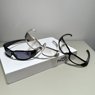 儿童骑行眼镜未来科技感朋克墨镜男女童时尚百搭走秀表演太阳镜潮