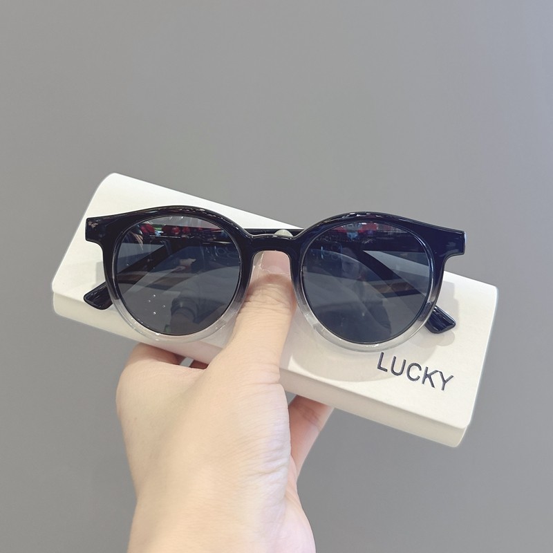 儿童眼镜宝宝可爱洋气糖果色遮阳墨镜男女童时尚硅胶偏光太阳镜潮