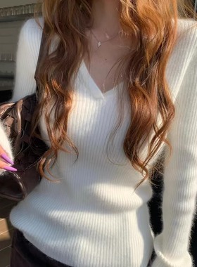 HOLDER十三行2025冬季新款韩系小女儿温柔百搭浣熊毛V领针织毛衣