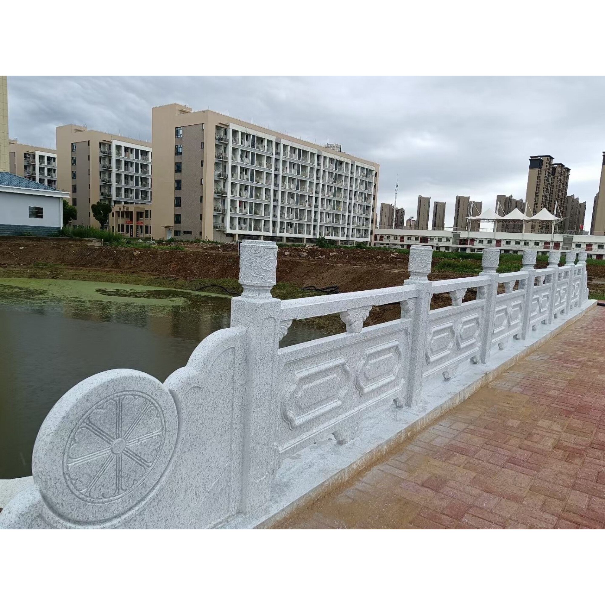 桥梁河道水泥扇形祥云仿石栏杆仿铸造石砼仿古雕花河堤护栏模具