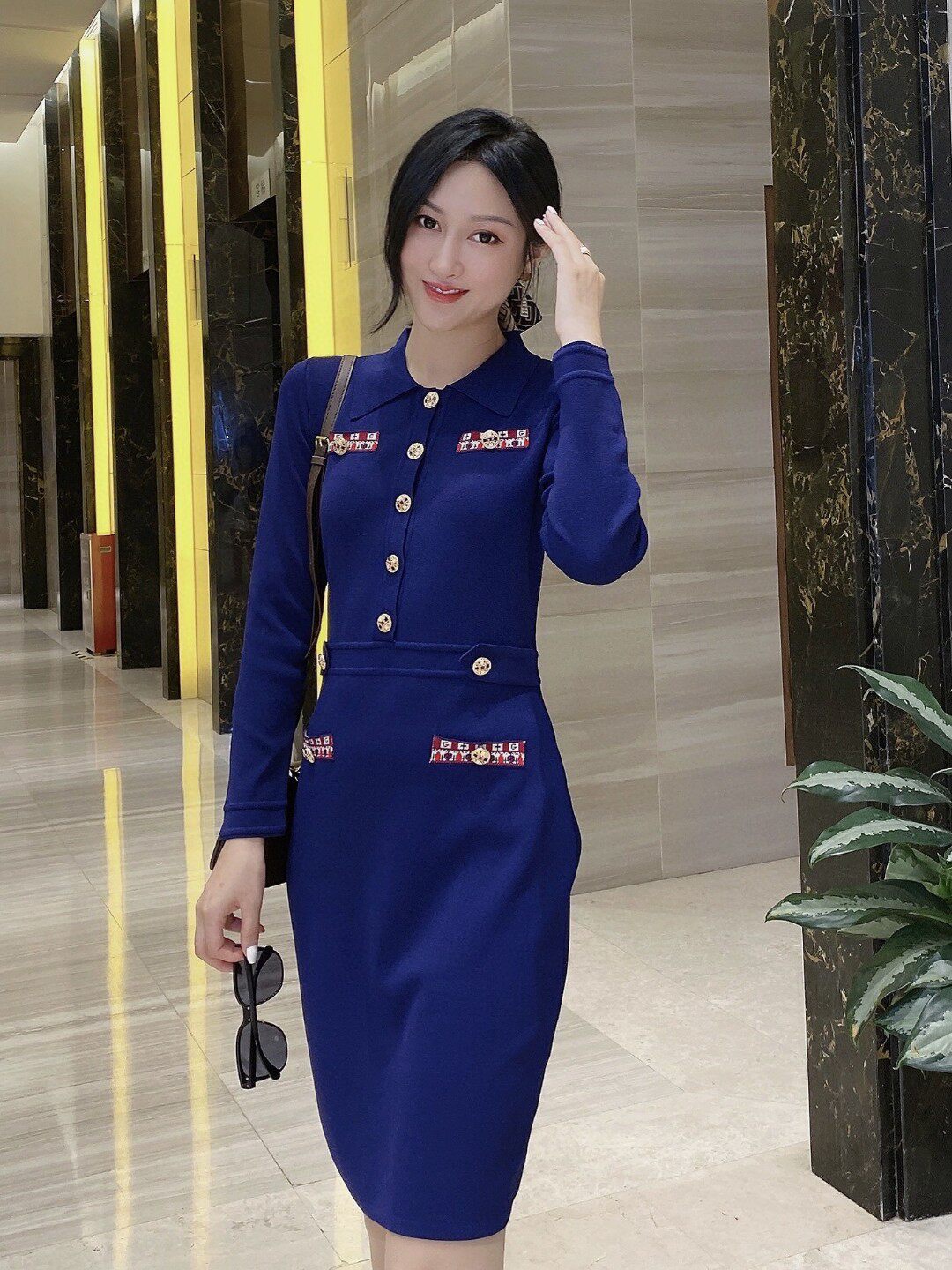 名媛气质秋冬翻领显瘦高品质针织连衣裙OL优雅轻奢干练通勤法式洋