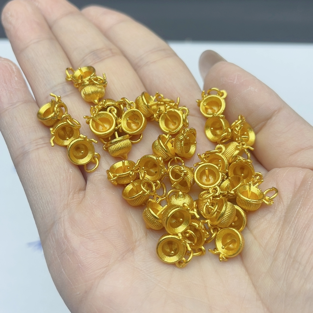 117号17K拉丝吊坠粘扣一个