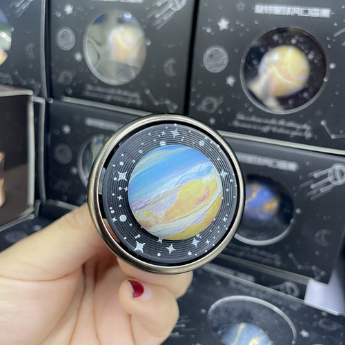 汽车风口香水车载空调除风口装饰星球旋转香薰车载除异味创意香膏