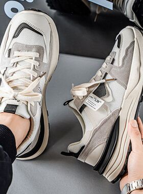 网红爆款男鞋冬季2026新款男士透气运动休闲百搭厚底华夫老爹潮鞋