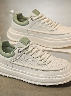 男鞋春冬季透气轻便软底小白鞋男士休闲鞋子百搭厚底板鞋男款潮鞋