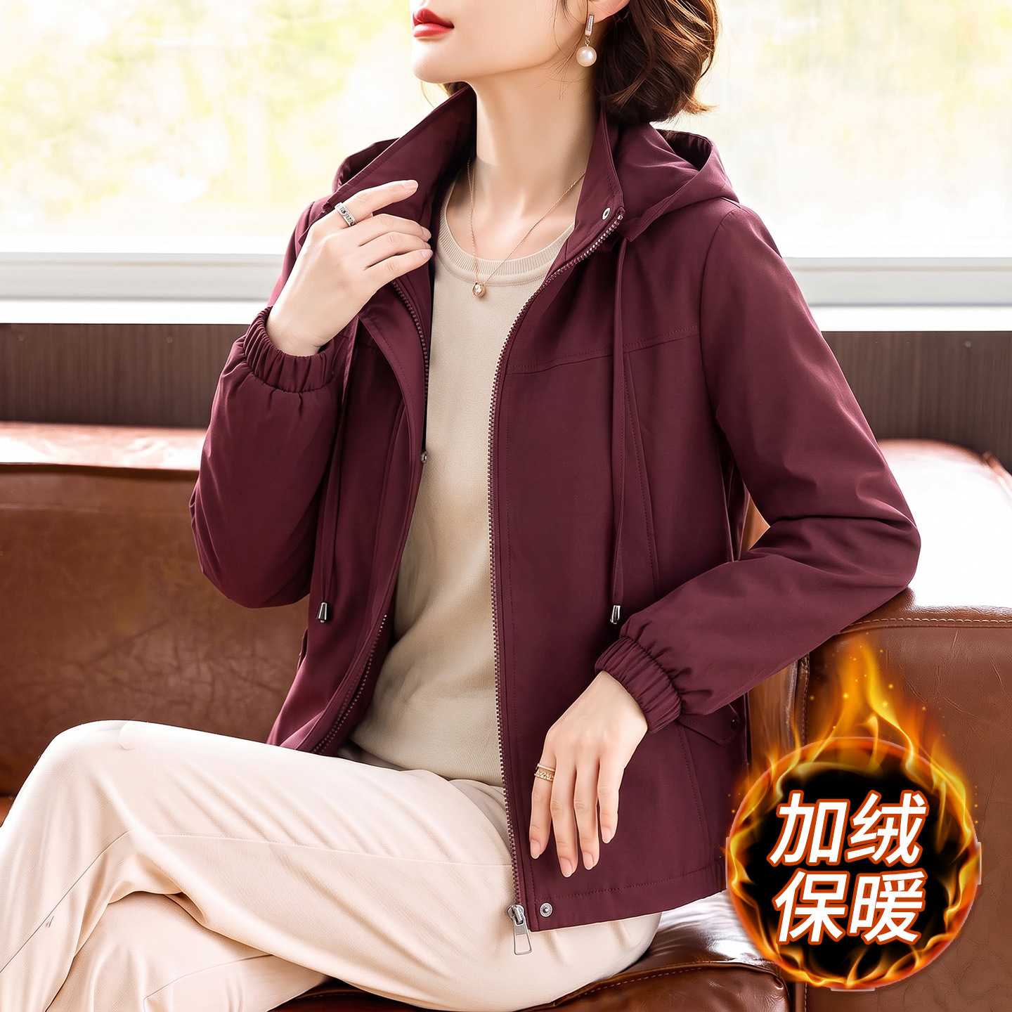 专柜品牌50岁妈妈冬装加绒外套2026新款大码休闲保暖棉衣中老年女